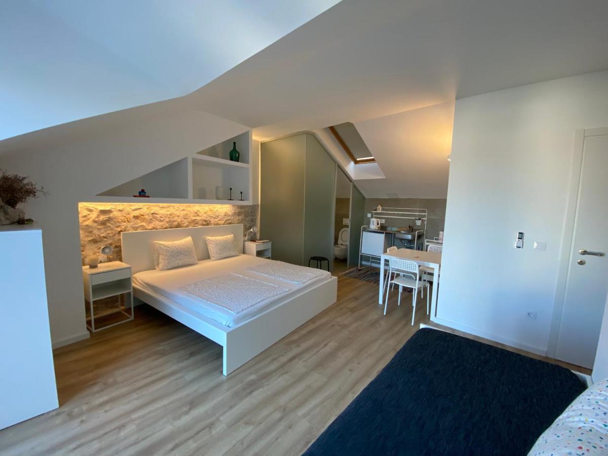 Ferienwohnung Sobe “Zavjetrina” Murter Exterior foto