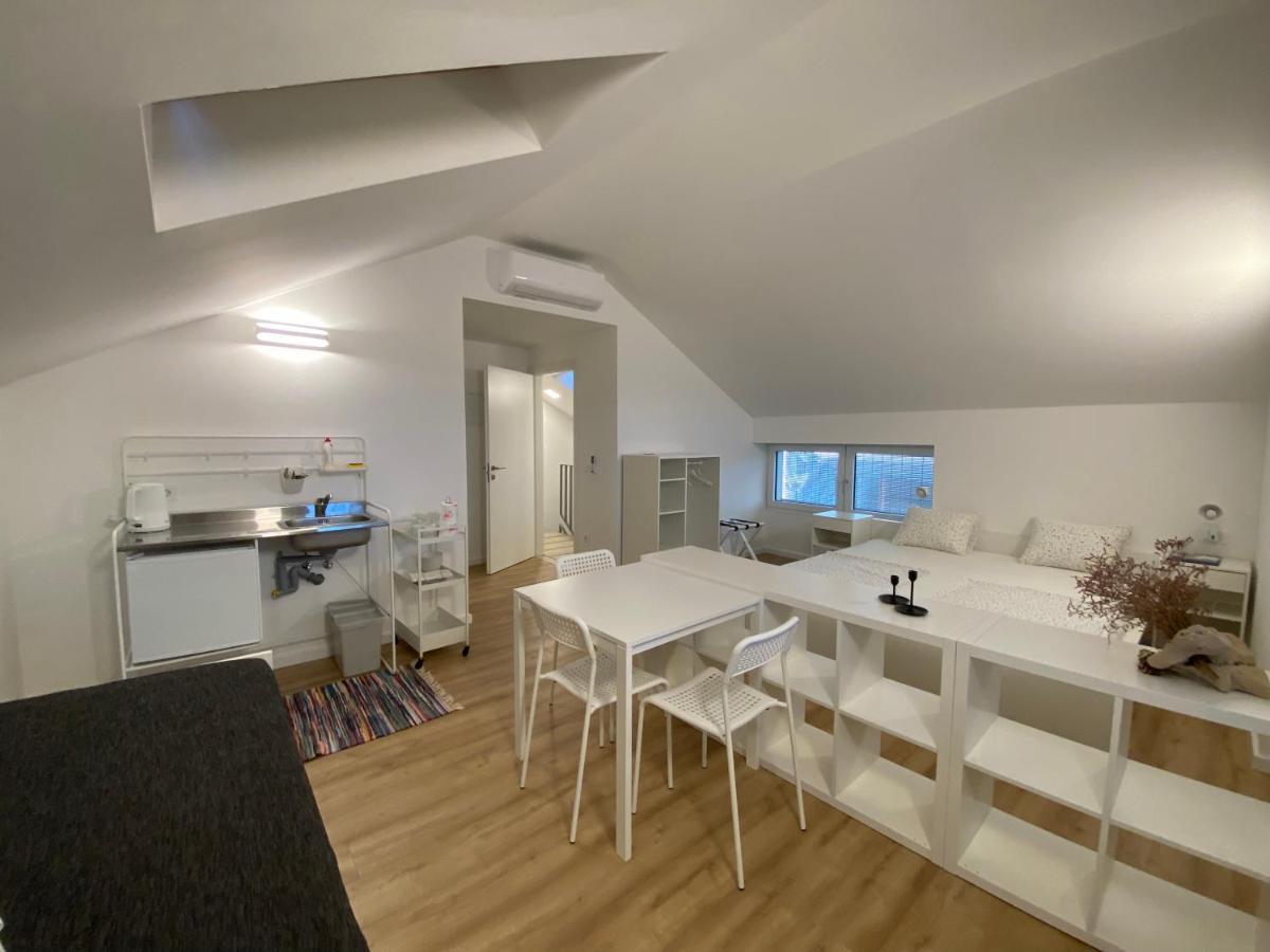 Ferienwohnung Sobe “Zavjetrina” Murter Exterior foto
